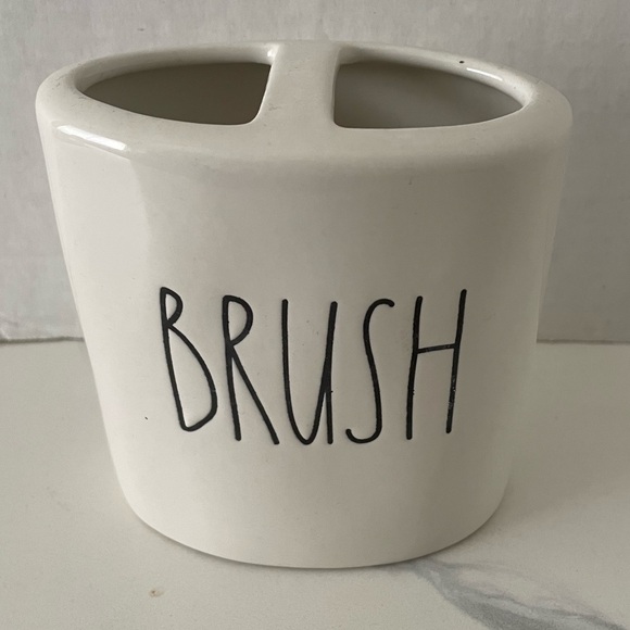 Rae Dunn Ceramic Brush Holder - Picture 2 of 4